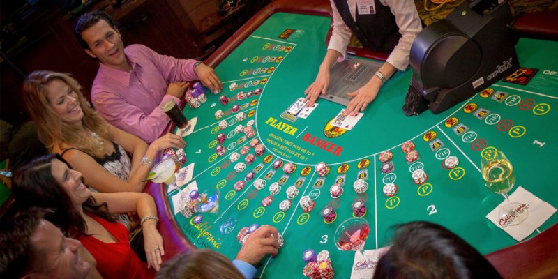 Những bí kíp chơi Baccarat cực hay từ cao thủ